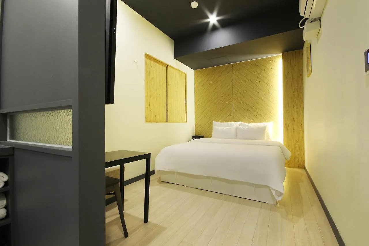 The Sweet Hotel Busan