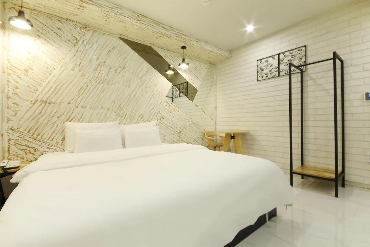 The Sweet Hotel Busan